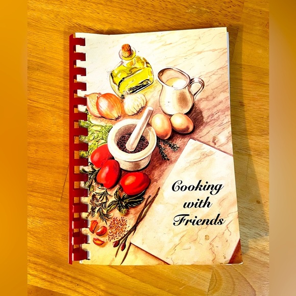 Vintage Cooking with Friends Recipe Book - Picture 1 of 3